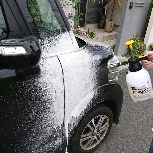 ※ポンプ部分の色は異なります。