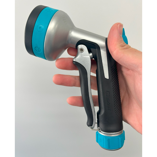 連続噴射クリップにより、握ることなく連続的にスプレー可能です。