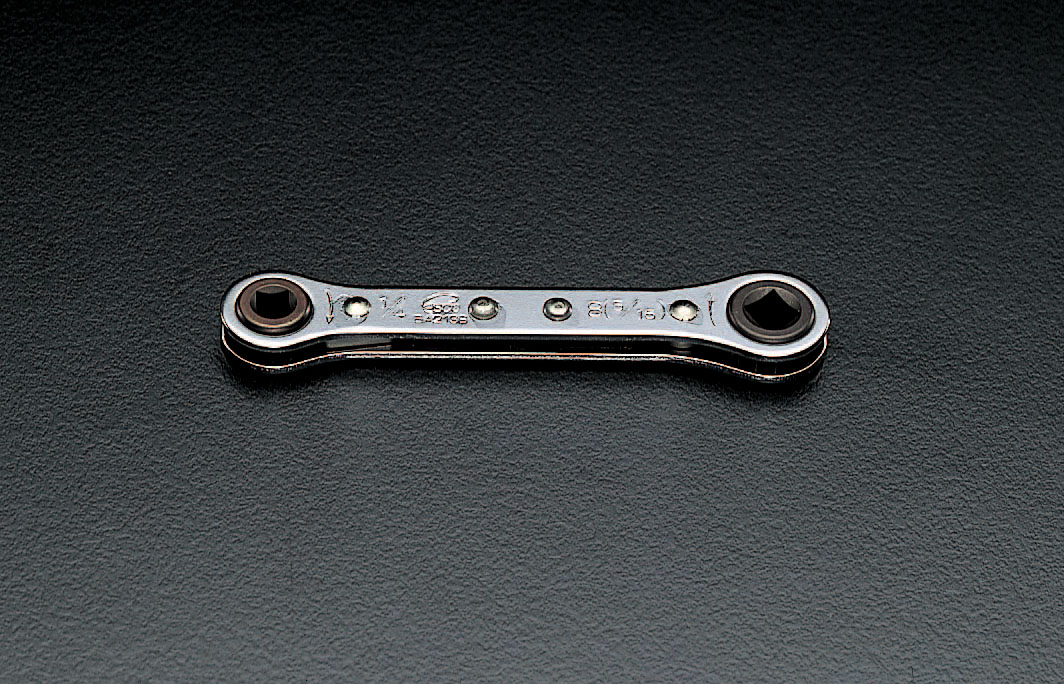 Esco  EA723F