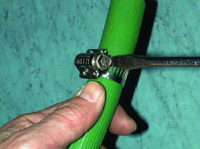 耐腐食性の高いステンレスで船舶等への使用に最適