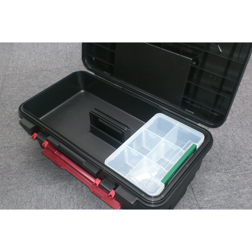 中皿にぴったり収まるパーツケース付属