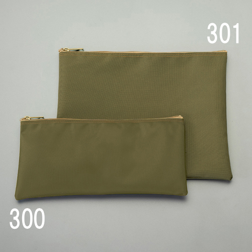 予告なく色、材質が変更する事がございます。