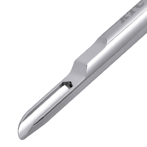 専用に開発されたアール形状の先端で、タイヤを傷つけない