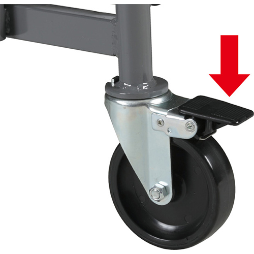 後輪(固定)キャスターに足踏み式のブレーキを標準装備。操作がし易く、確実にロックできます。