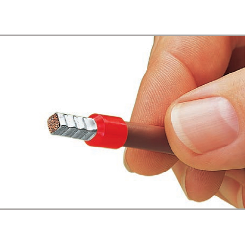 圧着後は電線に密着し素線のバラケを防止します。