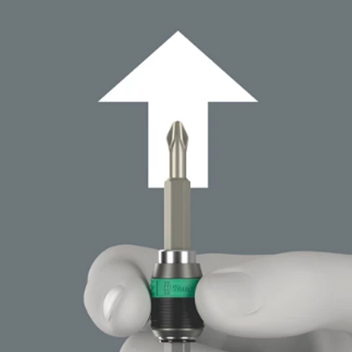 ビットを交換するとき、スリーブを前に押すだけで、ビットを簡単に取り外すことができます。