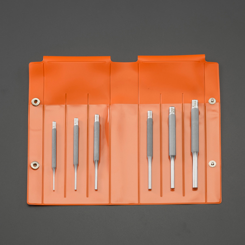 ※付属の工具袋は、予告なくデザイン変更になる場合があります。ご了承ください。