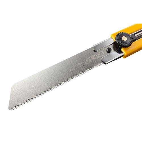 衝撃焼入加工された刃は耐久性と靭性を兼ね備えており、切れ味が長持ちします。