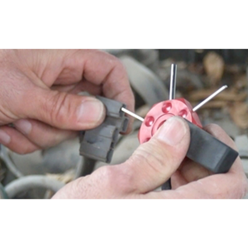 ターミナルからコードを傷つけずに取り外すことができます。