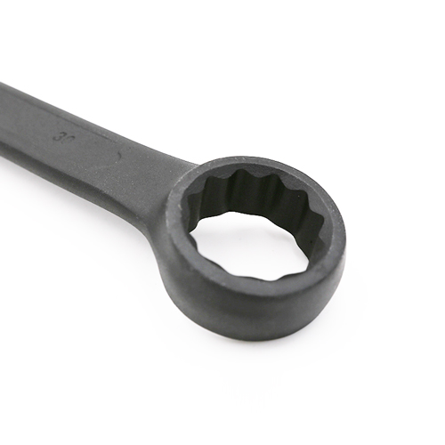 先端は円弧状の接点設計のため、ナットやレンチが削れるのを防ぎます。