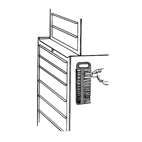 ソケットをトレイ内にしっかり保持し、トレイ自体もスチール面にピタッと固定する強力マグネット付き。