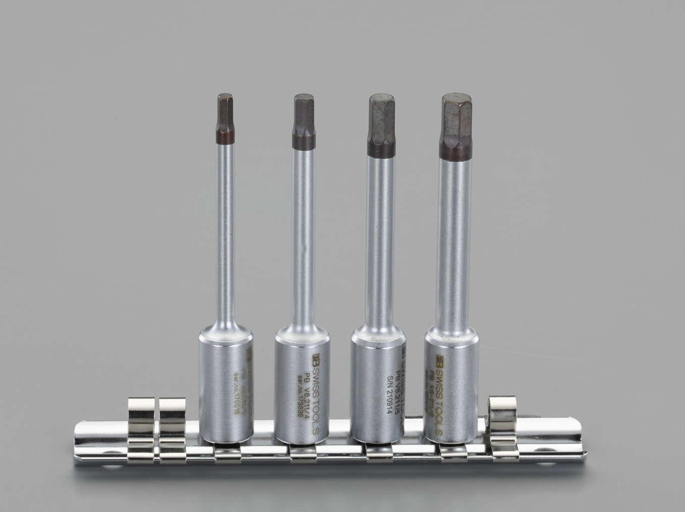 エスコ:1”DR/17×85mm ［INHEX］ビットソケット 型式:EA617VE-17 エスコ 1\u201dDR&frasl;17x85mm [INHEX]ビットソケット EA617VE-17 1個（直送品