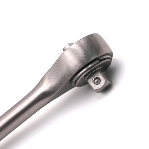 先端は滑らかで摩耗しにくく、耐久性に優れています。