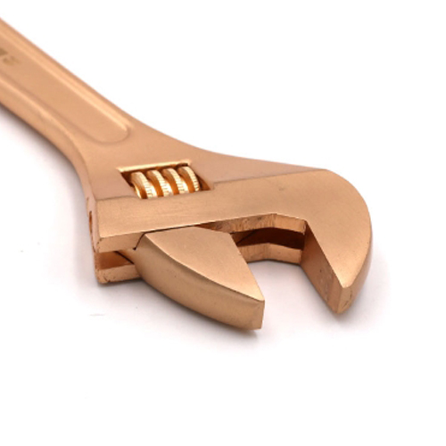 開口幅の調整が可能で、六角ボルト・ナットの取り付け、取り外しに使用できます。