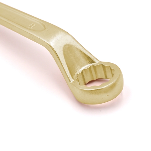 先端は円弧状の接点設計のため、ナットやレンチが削れるのを防ぎます。