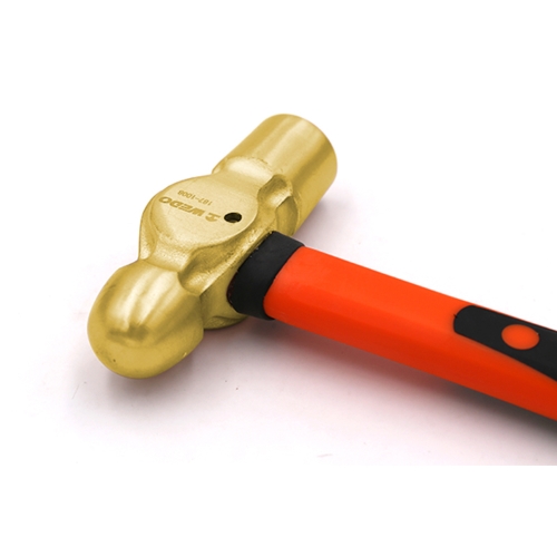 ヘッドの脱落を防ぐ安全ピン付き