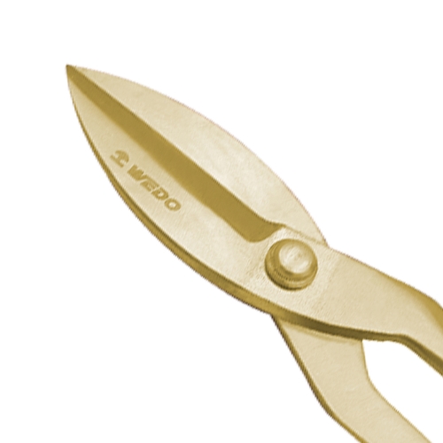 強化ナット採用のため、スムーズに回転し、強力な切断が可能