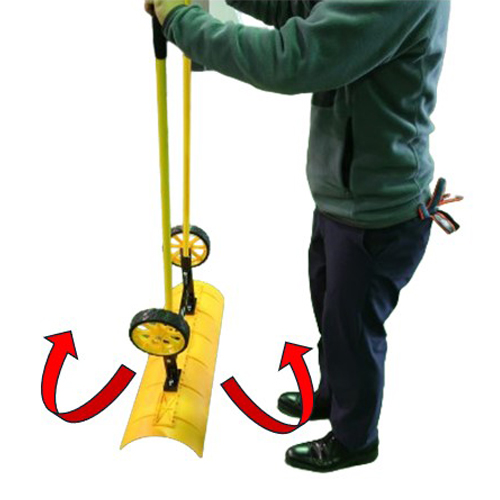 レードを裏返して刃を反転させることで簡単に切り返しができます。