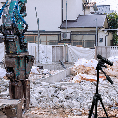 三脚に取付け可能\n※三脚は製品に含まれません。