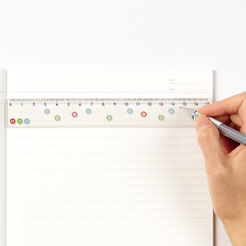 合わせるだけで使えるB5ノート横幅ぴったりサイズです。