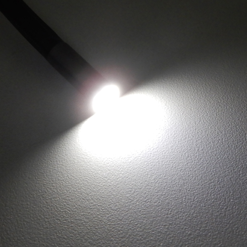 ヘッド部LEDライト(最大光量)