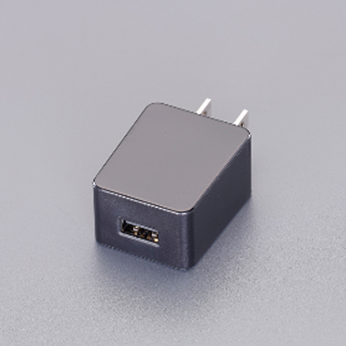 USB-ACアダプター付き