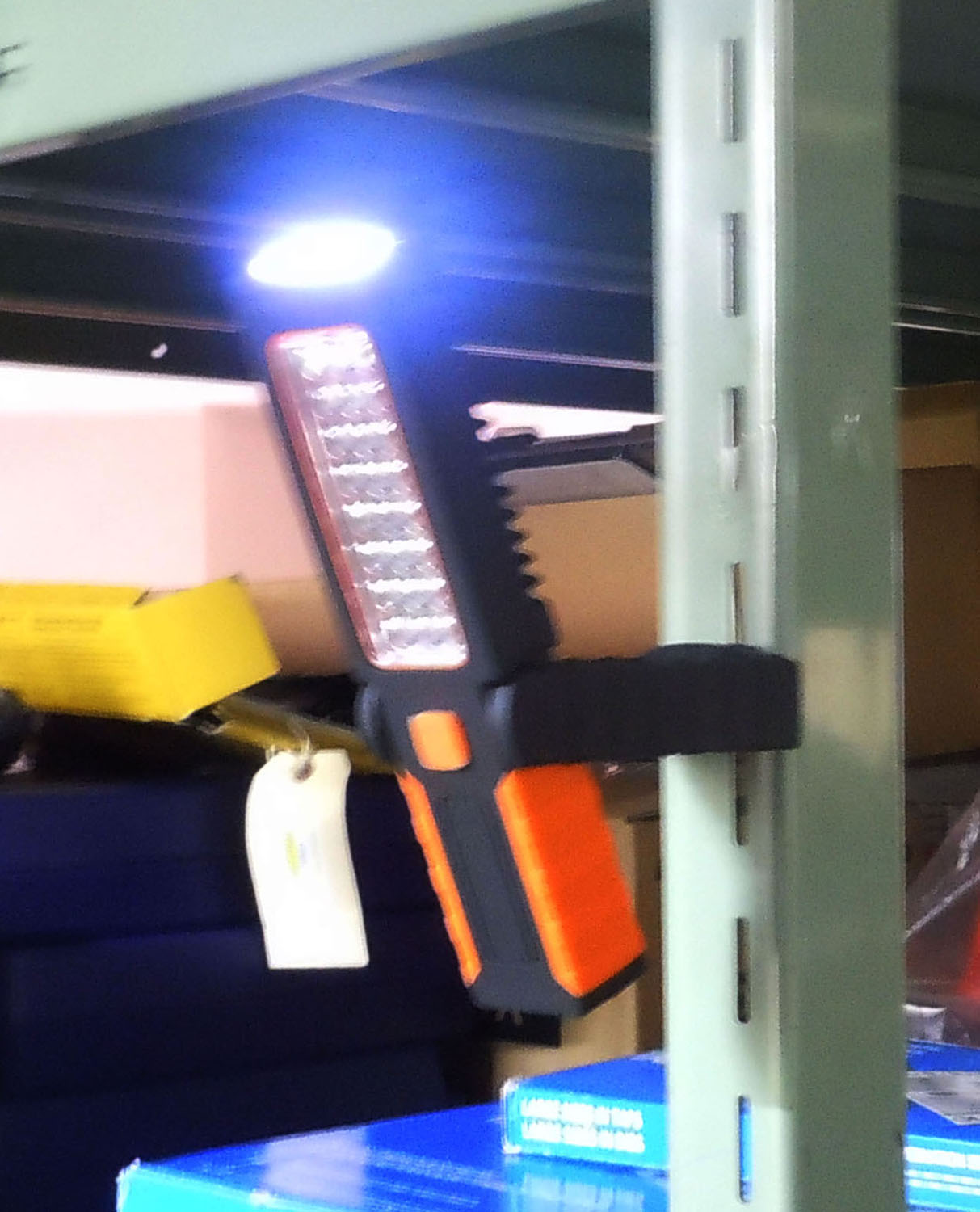 EA758C-56｜[単4x3本] 作業灯/LED(24灯)のページ -