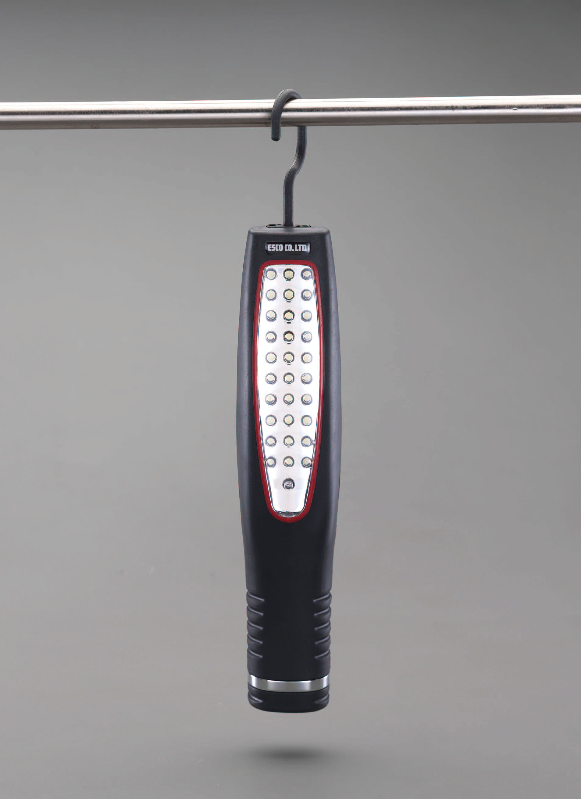 【入手困難】LED 作業灯　ESCO EA758C-83A EA758C-83A｜[充電式] 作業灯/LED(ﾏｸﾞﾈｯﾄ付)のページ -