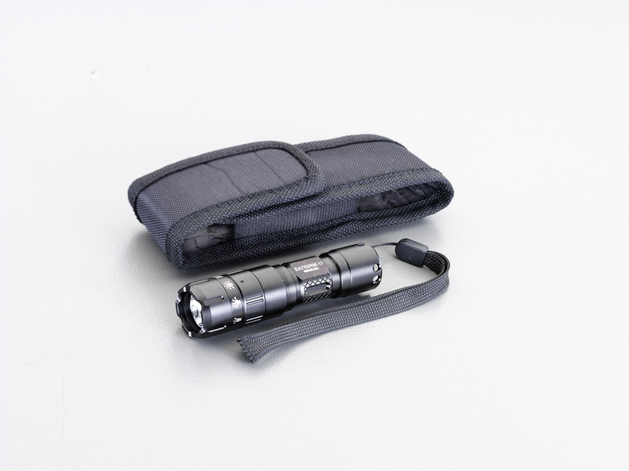 EA758RM-11｜[CR123Ax1本] フラッシュライト/ＬＥＤ(黒)のページ -