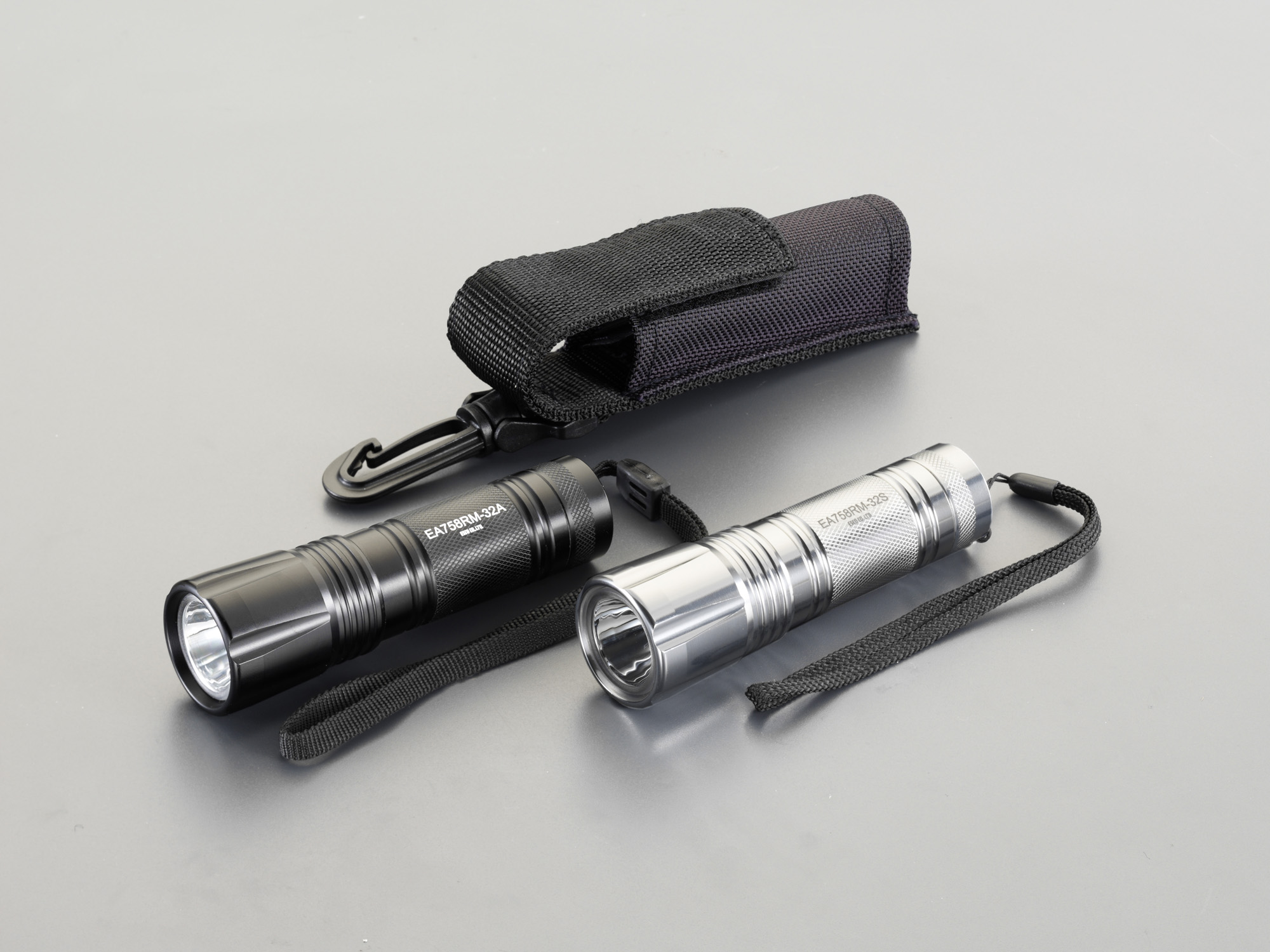 EA758RM-832A｜[単4x3本] フラッシュライト/LED(充電ｾｯﾄ)のページ -