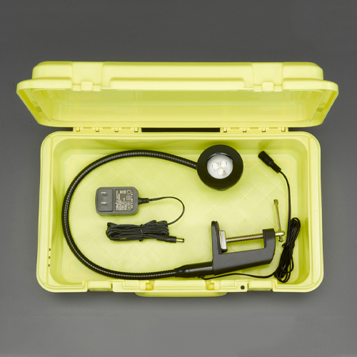 プラスチックケース付き