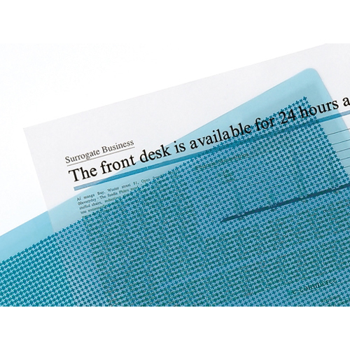 タイトル見えて中身が読めない\n※商品はクリアーです