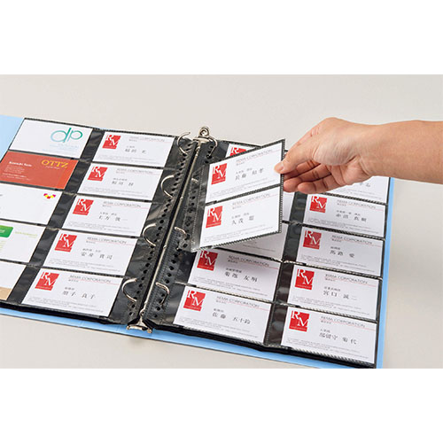 後から、ちょっと追加したい時に便利な最大4枚収容の〈ちょい足しポケット〉が5枚付属しています。