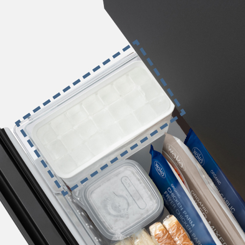 仕切りケースは製氷皿と組み合わせて、貯氷箱として使えます