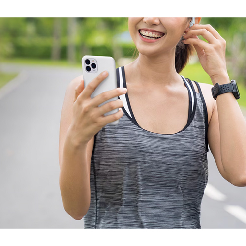 ソフトタッチによるスマート操作\n※商品はブラックです。