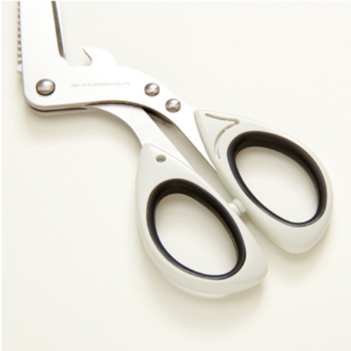 手にやさしいソフトグリップ。