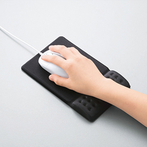 EA764-105B｜135x220x 25mm マウスパッド(ﾌﾞﾗｯｸ)のページ -