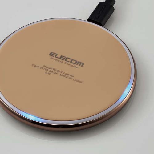 動作確認LEDは縦置き・横置きに対応