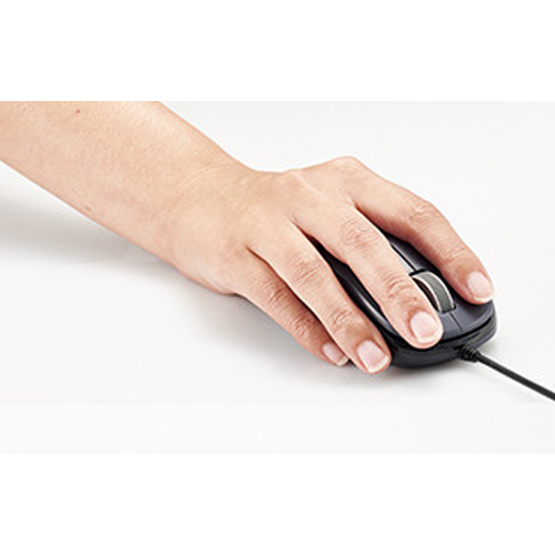 幅広ホイールを採用