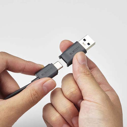 USB-A変換アダプター付属