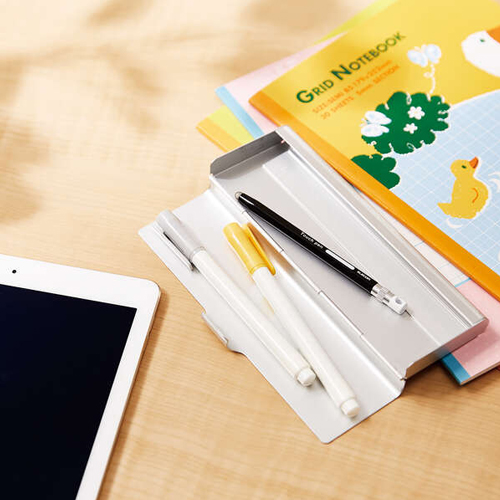 ペンケースに収納可能