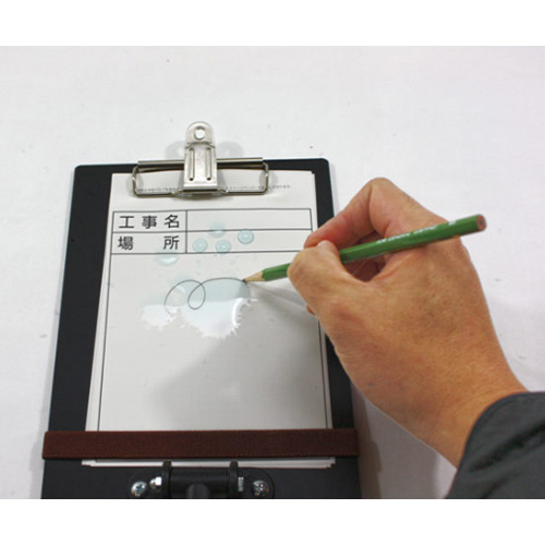 付属のストーンペーパーは水に濡れても大丈夫