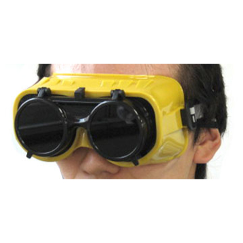 ヘッドバンドは長さ調整が可能です。