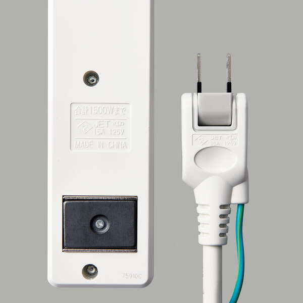 磁石付き、トラッキング防止プラグ\n