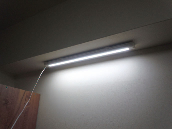 EA815LE-22B｜AC100V/9.0W/570mm 照明灯/ＬＥＤ｜株式会社エスコ