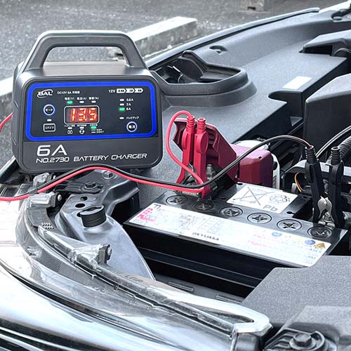 原付、オートバイ、軽自動車・普通乗用車、小型農耕機につなぐだけでかんたん充電