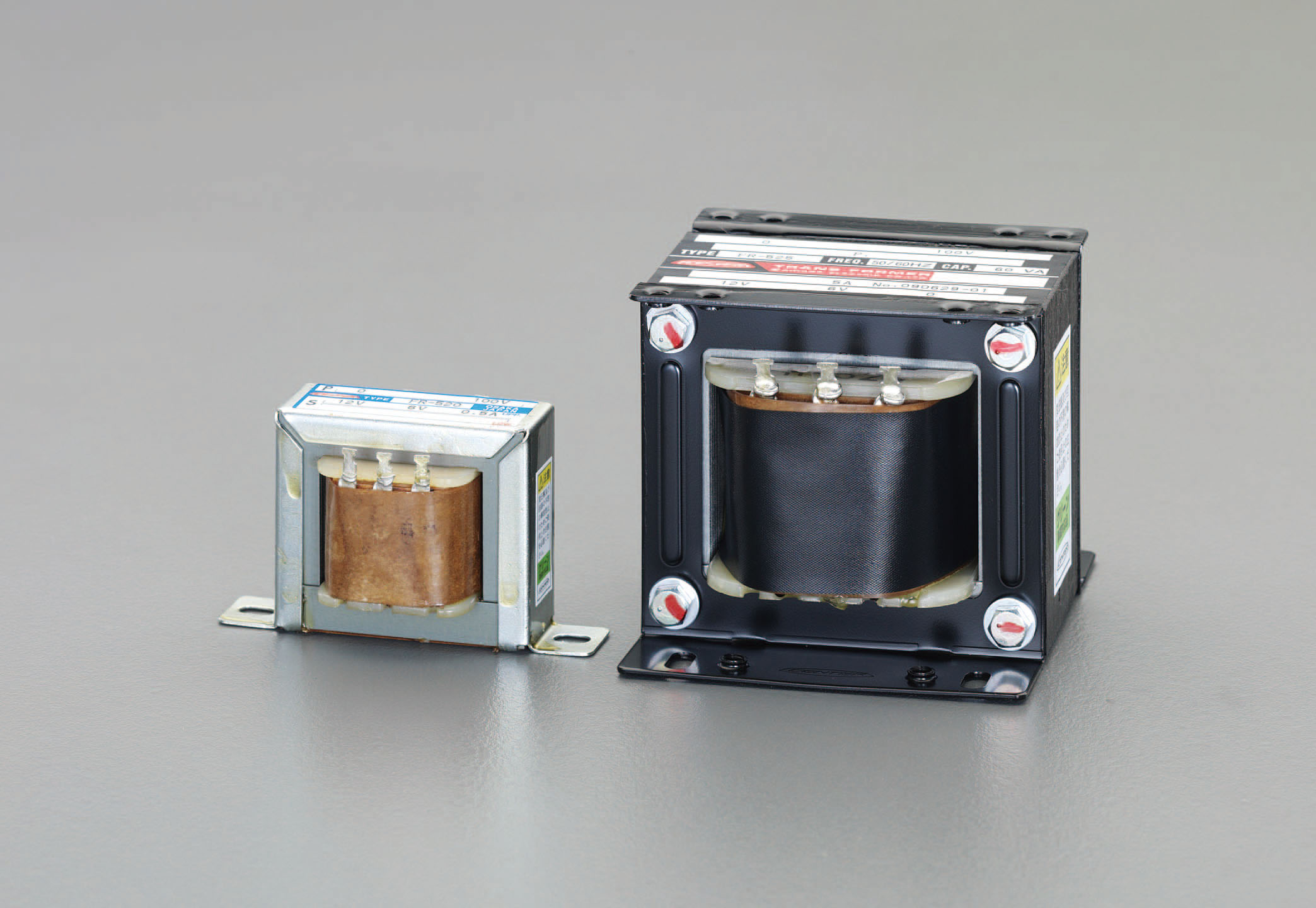 EA815ZY-14｜2.0 A/12V・24V ダウントランスのページ -