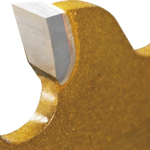 超硬チップの研削角度を鋭角に設定