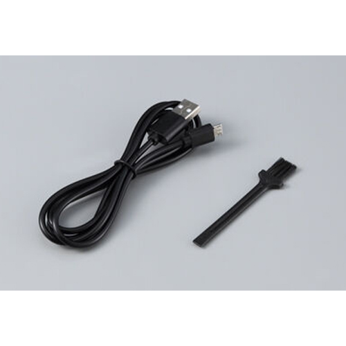 【付属品】\nUSBケーブル、ブラシ（清掃用）