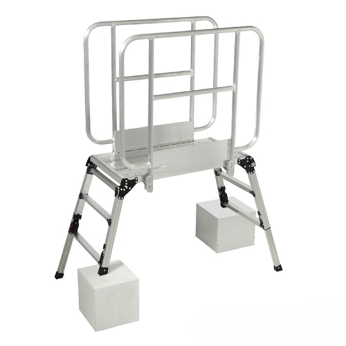 四脚すべて6mmピッチで脚の長さが調節でき、段差がある場所でもフラットな足場が確保できます。